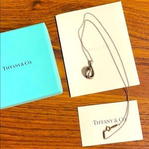 Tiffany’s Elsa Peretti Open Wave pendant necklace